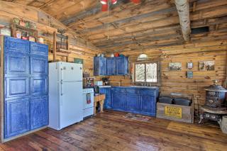 Cabin on Private Island Less Than 6 Mi to Sand Valley Golf - New Rome - 2