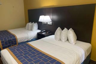 Days Inn & Suites by Wyndham Tampa/Raymond James Stadium - Tampa - 7