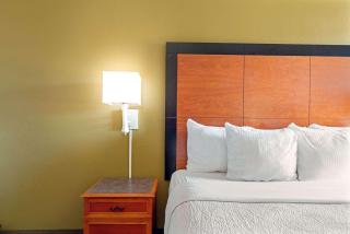 La Quinta Inn by Wyndham Phoenix North - Phoenix - 2