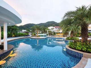Holiday Inn Resort Phuket Karon Beach by IHG - 9