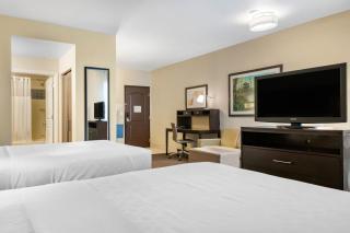 Staybridge Suites St. Petersburg FL by IHG - St. Petersburg - 8