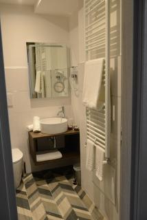 Riva 33 Apartments - 9