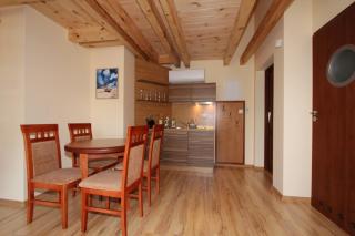Apartamenty & Restauracja NADMORSKA - Krynica Morska - 4