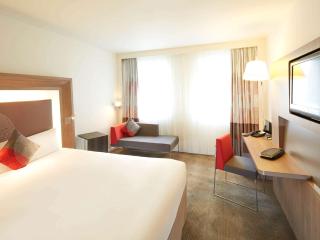 Novotel London Brentford - Brentford - 6