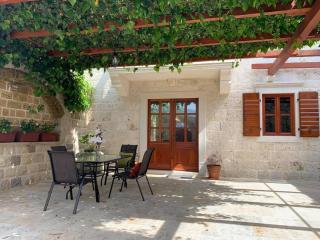 Stone house 264 - Kotor (Cattaro) - 4