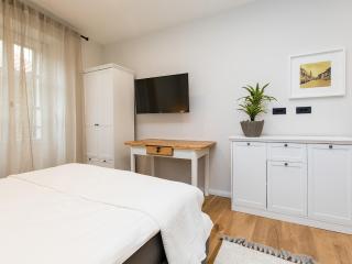 NEWPremium Suite Šinjorina, Historical City Centre - 4