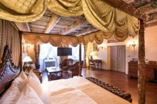 Iron Gate Hotel & Suites Prague by BHG - 4