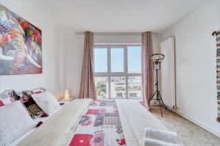 Chic and spacious apart with parking - Courbevoie - 9