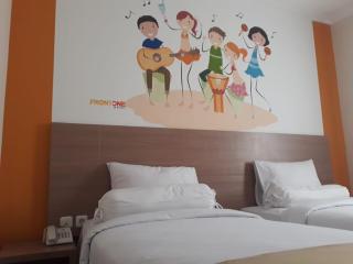 Front One Hotel Tulungagung - Tulungagung - 6