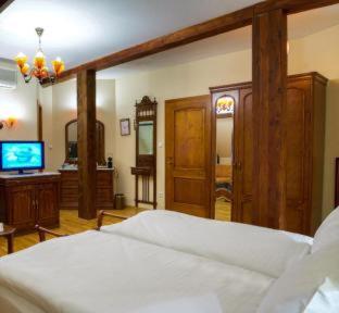 Josephine Old Town Square Hotel - Czech Leading Hotels - Prague - 9
