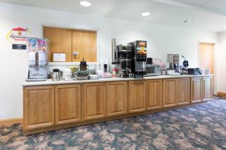 Super 8 by Wyndham Alma - Alma - 7