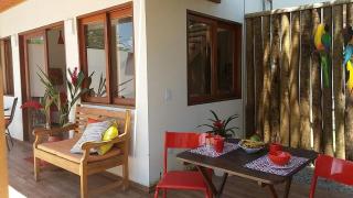 Refúgio com Piscina Vermelha - 3 Suítes, Churrasqueira e Praia na Esquina! - Paraty - 7