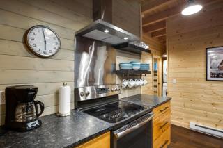 74SL - Pets OK - WIFI - BBQ - Sleeps 8 home - 2