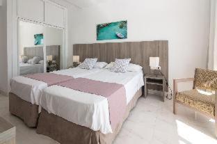 Hotel Club S'Illot - 9