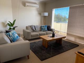 Apartment on Lake Terrace - 8