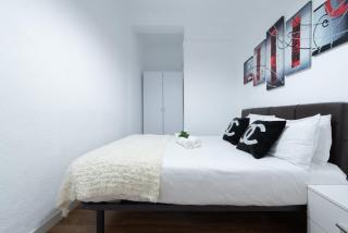 Apartamentos Day Madrid GRAN VIA Centro Sol Malasaña - Madrid - 3