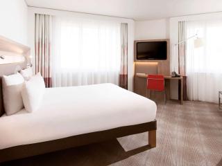 Novotel Basel City - Bazel - 7