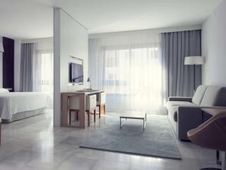 Suittes Hotel - 9