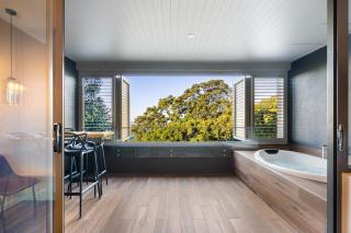 Luxury Spa Retreat with Ocean and Hinterland Views - Montville - 9