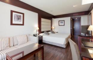 Hotel Granada Center - Granada - 6