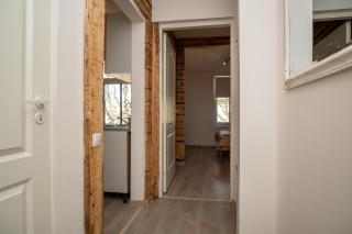 Contact Free Apartments with free parking - 6