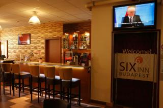Six Inn Hotel Budapest - Boedapest - 1