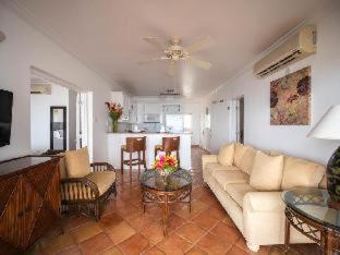 Windjammer Landing Resort and Residences - 5