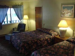 TimberLodge Inn - 7