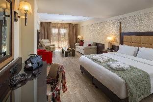 La Marquise Luxury Resort Complex - 2