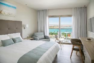 Asterias Beach Hotel - 9