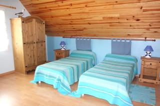 Gîte 4 km mer, 1 km centre ville, pour 8 pers - 4