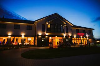 HOTEL Art Cafe - Nakło nad Notecią - 0