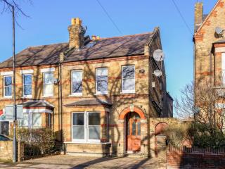 Charming Victorian House wParking River Walks - Pass the Keys - 9