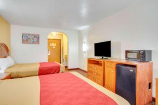 Econo Lodge Inn & Suites Albuquerque East I-40 Eubank Exit - Albuquerque - 2