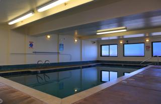 The Sandcastle Beachfront Hotel - 5