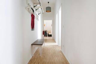 SC 06 by ROCKCHAIR Apartments l SUPERHOST Status l 4 Bedrooms Boxspringbeds 2 Bathrooms Balcony Elevator - Cozy Family & Business Flair welcomes you! - Berlino - 4