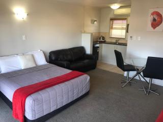 Absolute Lake View Motel - Taupo - 1