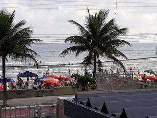 Apto em Prédio Frente pro Mar com WiFi 2 Qtos Garagem MongaguáSP - 8