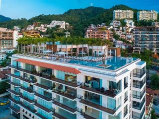 PIER 57 - 608 New & Luxurious 2 BR Romantic Zone - Puerto Vallarta - 1