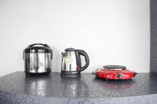 Spacious & Trendy Studio at Jarrdin Cihampelas Apartment By Travelio - 5