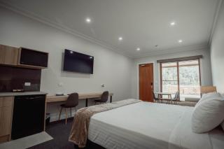 Red Waratah Accommodation - Bendigo - 6