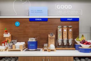 Holiday Inn Express Detroit-Birmingham by IHG - Birmingham - 6