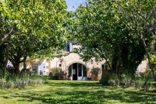 Gîtes Domaine des Machottes - Grans - 9