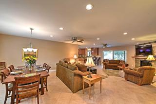 Lovely Phoenix Home with Expansive Patio and Fire Pit! - Phoenix - 8