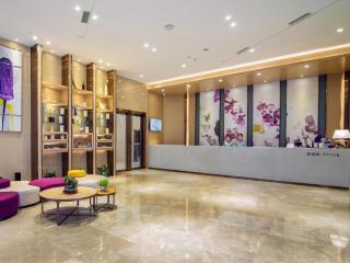 Lavande Hotel Yibin University City Exhibition Center - 9