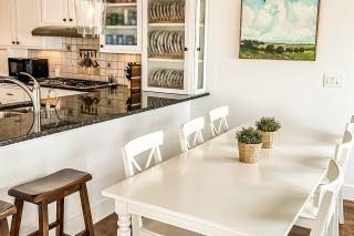 Madrona Beach House - 8