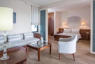 Avra City Boutique Hotel - 2