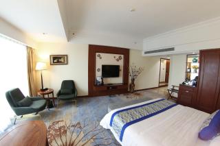 Gladden Hotel Jiangmen - Jiangmen - 4