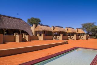 Zebra Kalahari Lodge - Hoachanas - 8