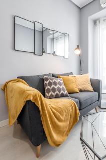 Flaring New Apartment next to Gran Via by Batuecas - Madrid - 7